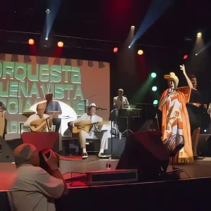 Interpretación y partitura del Son cubano Chan Chan letra y música de Compay Segundo