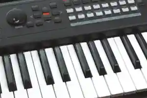 Imagen de un teclado midi para la Categoría MIDIS de Habacompo