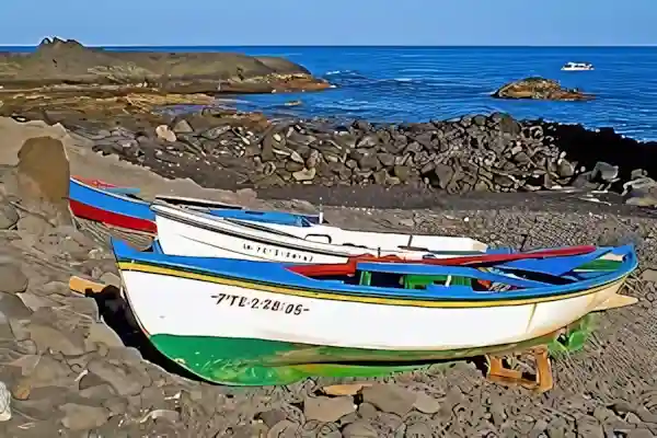 Imatge de Arranjaments de Entre les barques