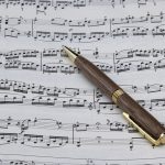 Foto de una partitura, como imagen destacada del post Teoría musical introducción